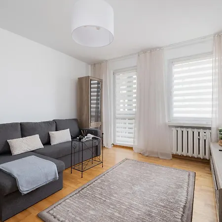 Close To Railway Station On The 7th Floor In By Renters Апартаменты Катовице