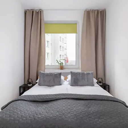 Close To Railway Station On The 7th Floor In By Renters شقة *