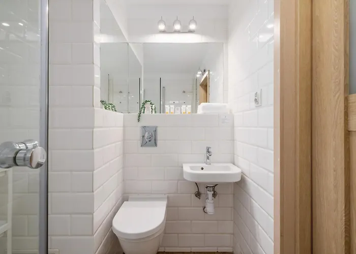 Close To Railway Station On The 7th Floor In By Renters *