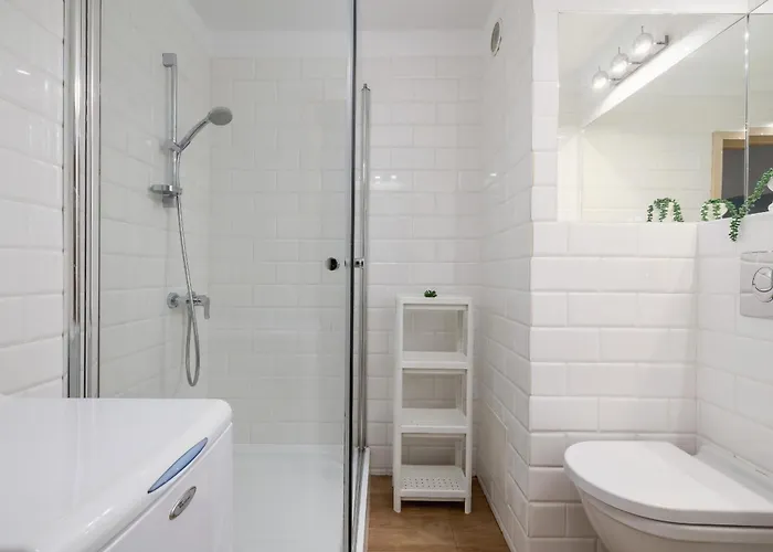 Close To Railway Station On The 7th Floor In By Renters *