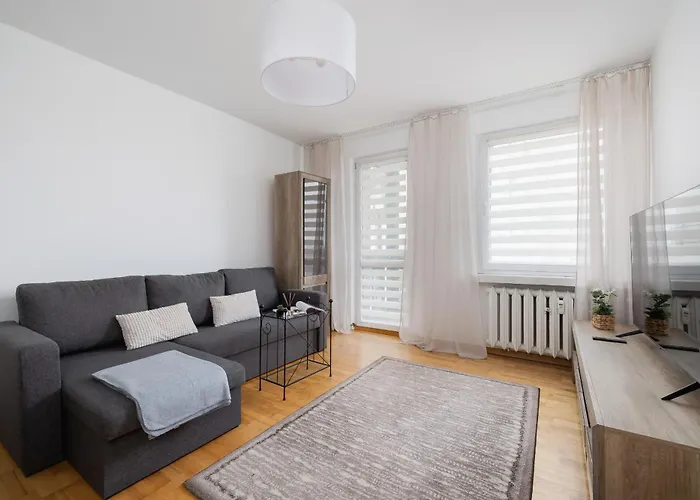 Close To Railway Station On The 7th Floor In By Renters Apartmán Katovice