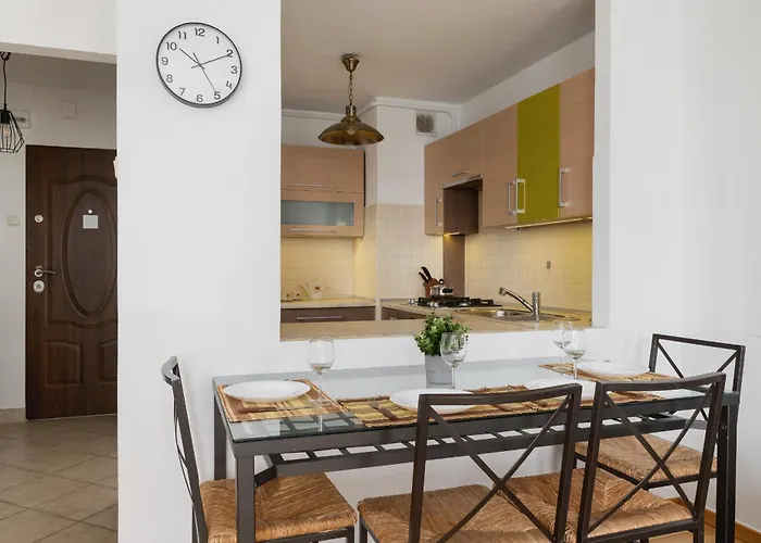 Apartmán Close To Railway Station On The 7th Floor In By Renters *